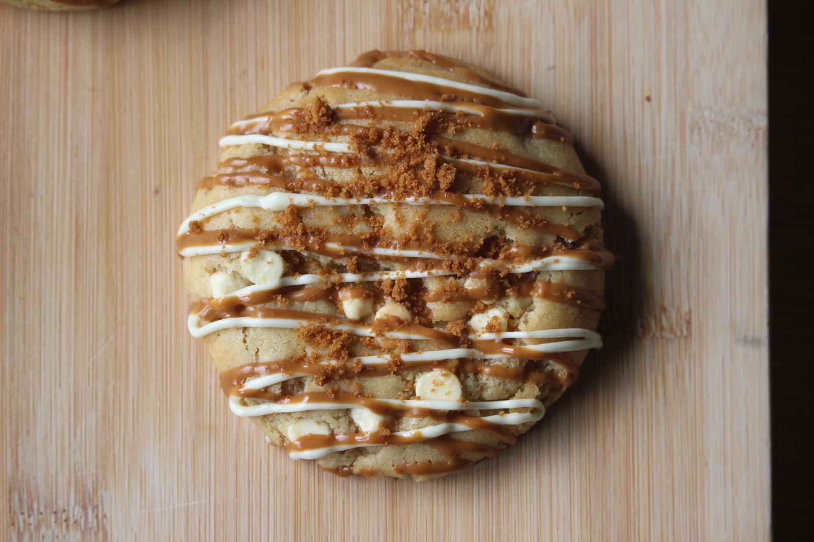 Biscoff stuffed cookie split open